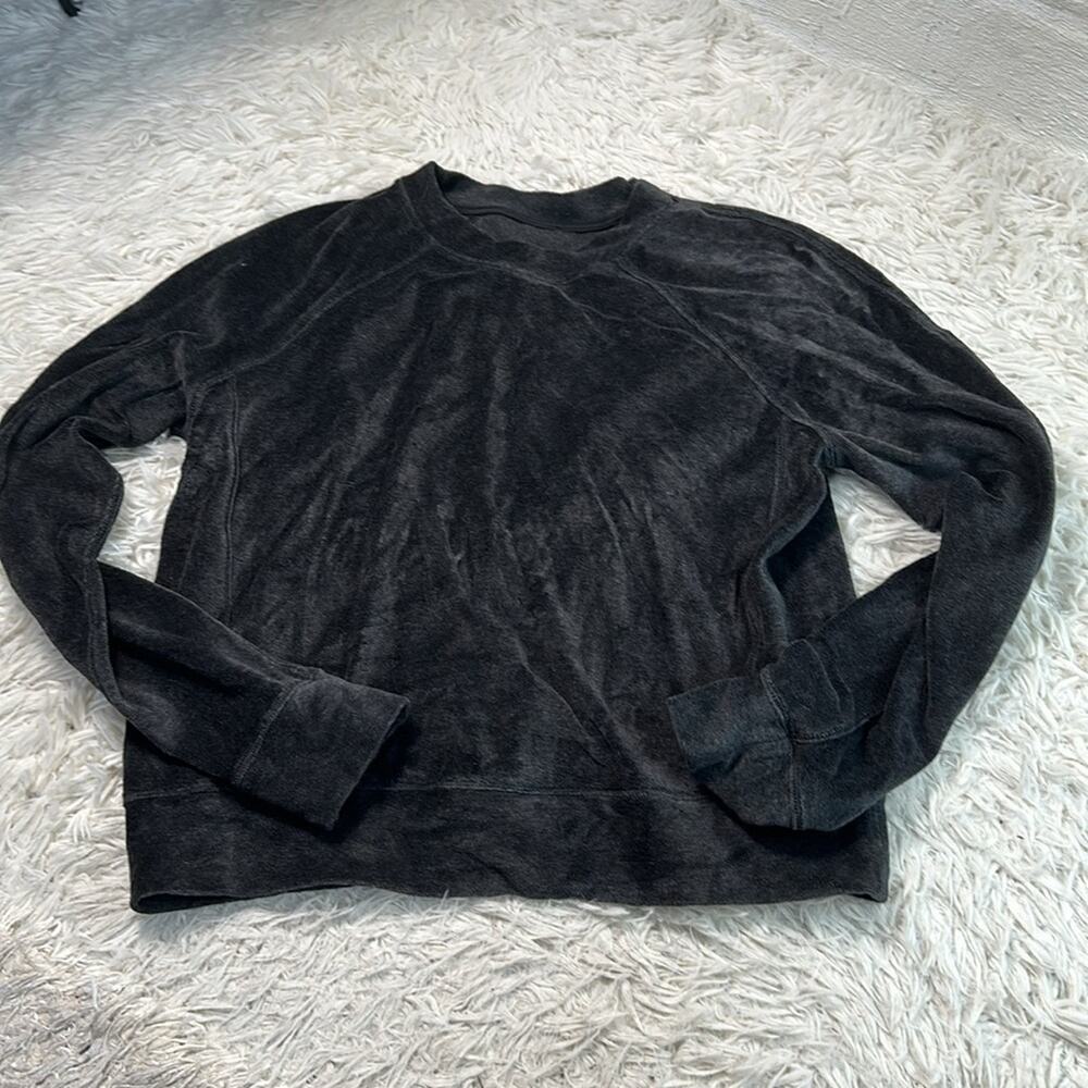 Lululemon Every Moment Crew Heathered Black